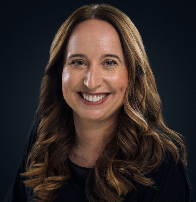 Angela Hesketh Headshot